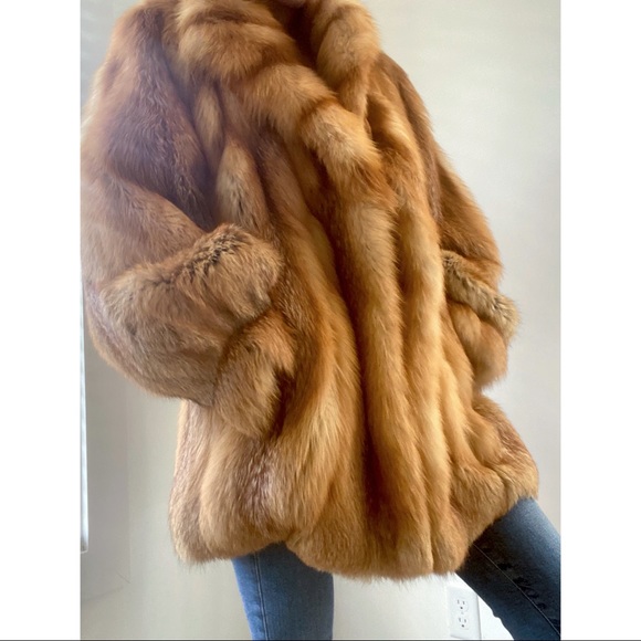 Vintage Red Fox Fur Stroller coat - Picture 3 of 11